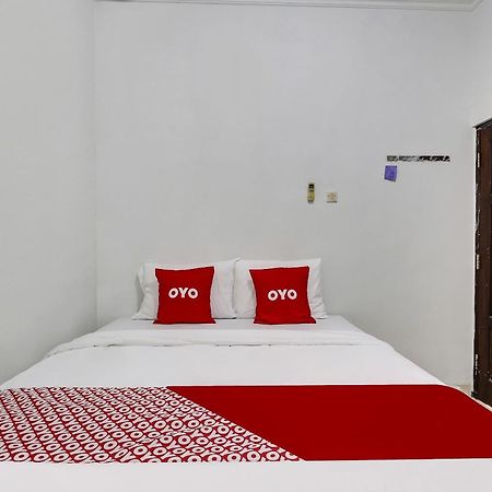 โอโย 91082 นาธาเนีย เอ็กซ์คลูซีฟ Hotel สเลมาน ภายนอก รูปภาพ